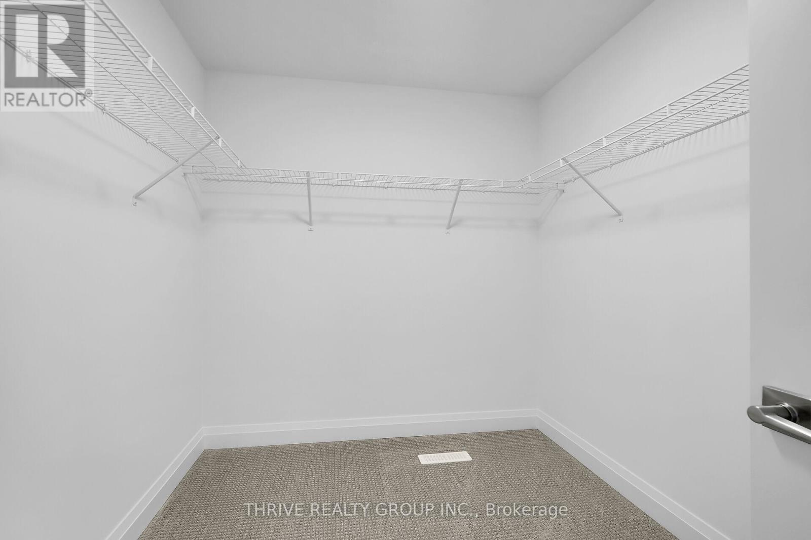 2374 Jordan Boulevard Property Photo 15