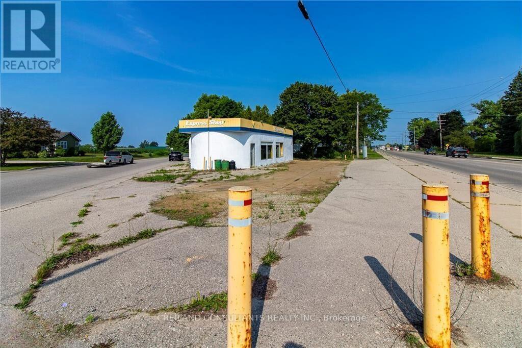 124636 Simcoe Street S Property Photo 5