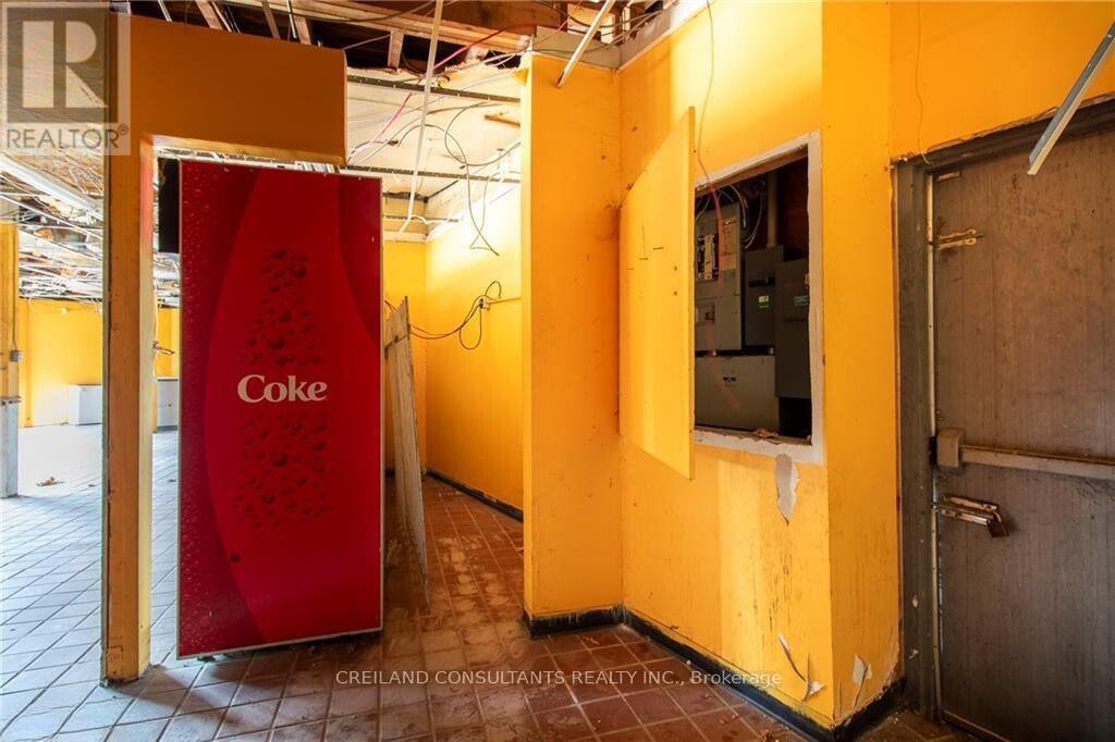 124636 Simcoe Street S Property Photo 15