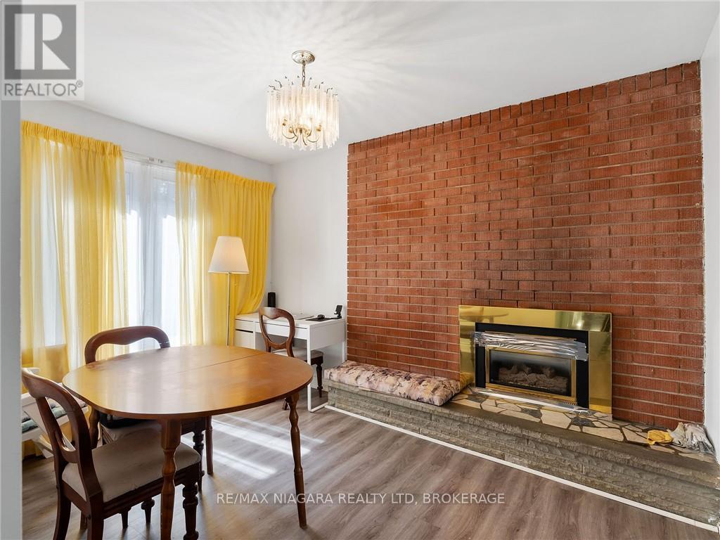 327 Darling Street Property Photo 15