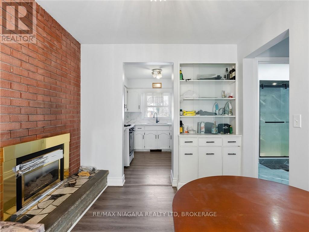 327 Darling Street Property Photo 17