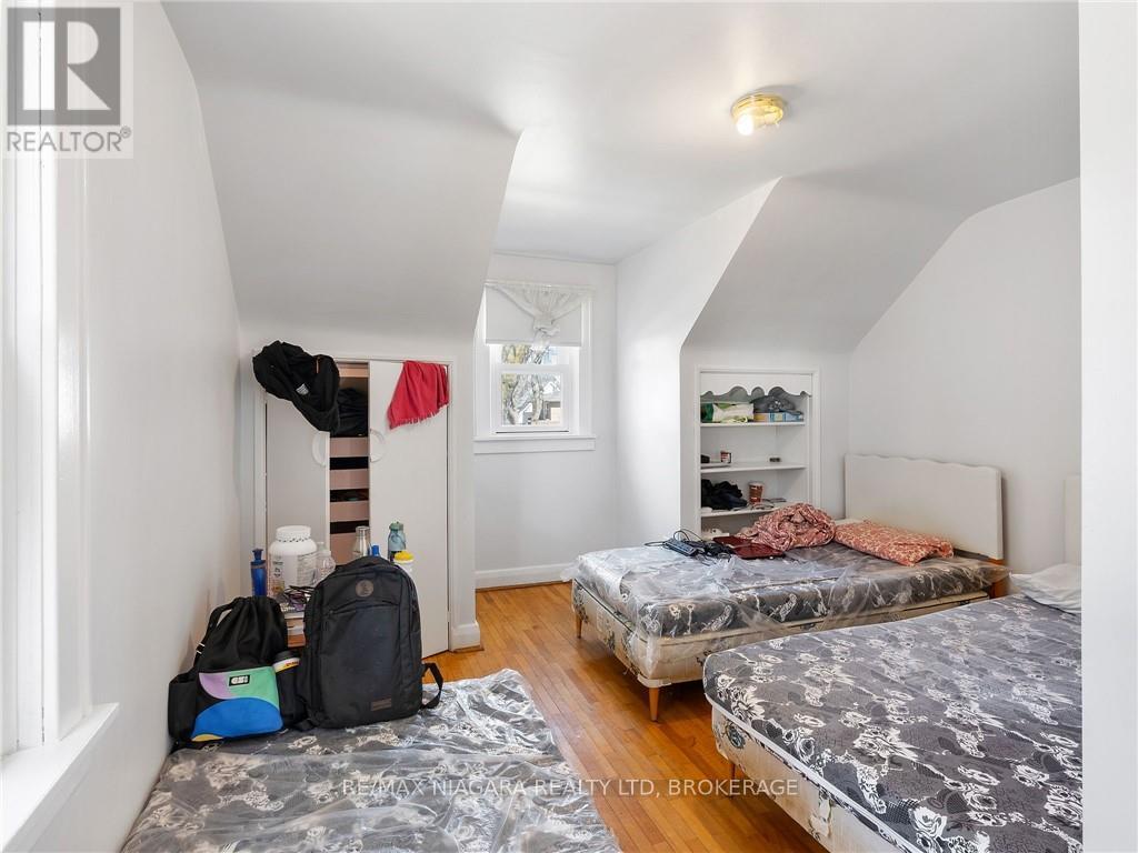 327 Darling Street Property Photo 20