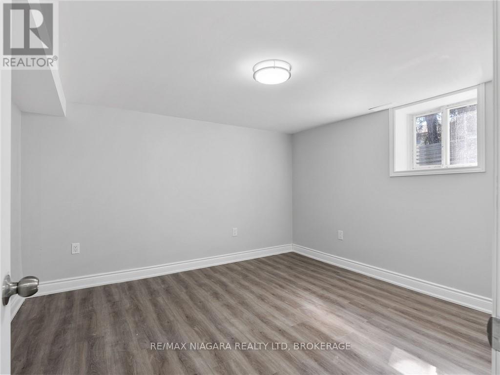 327 Darling Street Property Photo 24