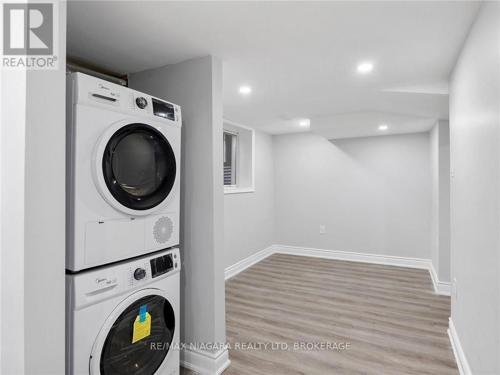 327 Darling Street Property Photo 31