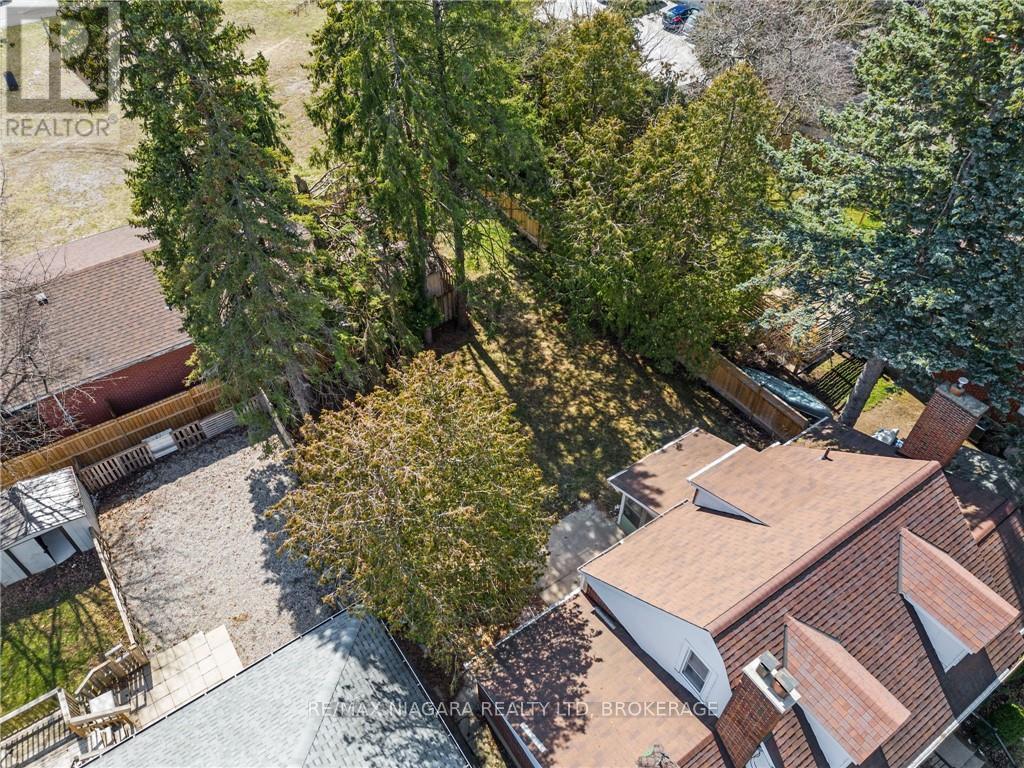 327 Darling Street Property Photo 35