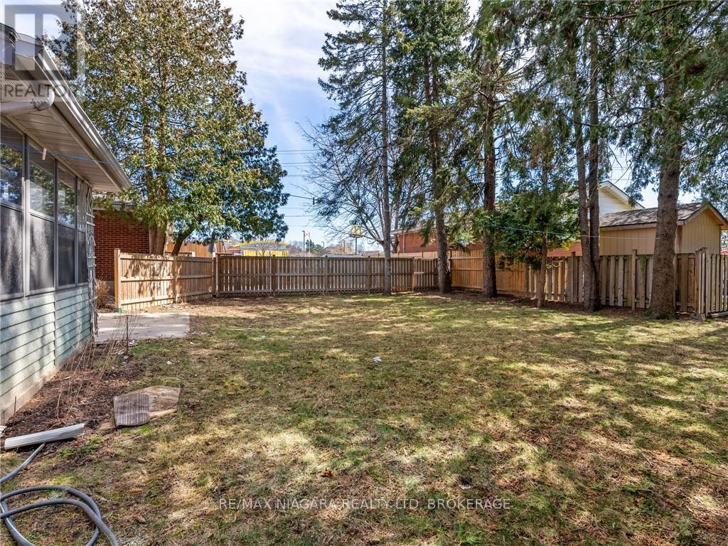 327 Darling Street Property Photo 40