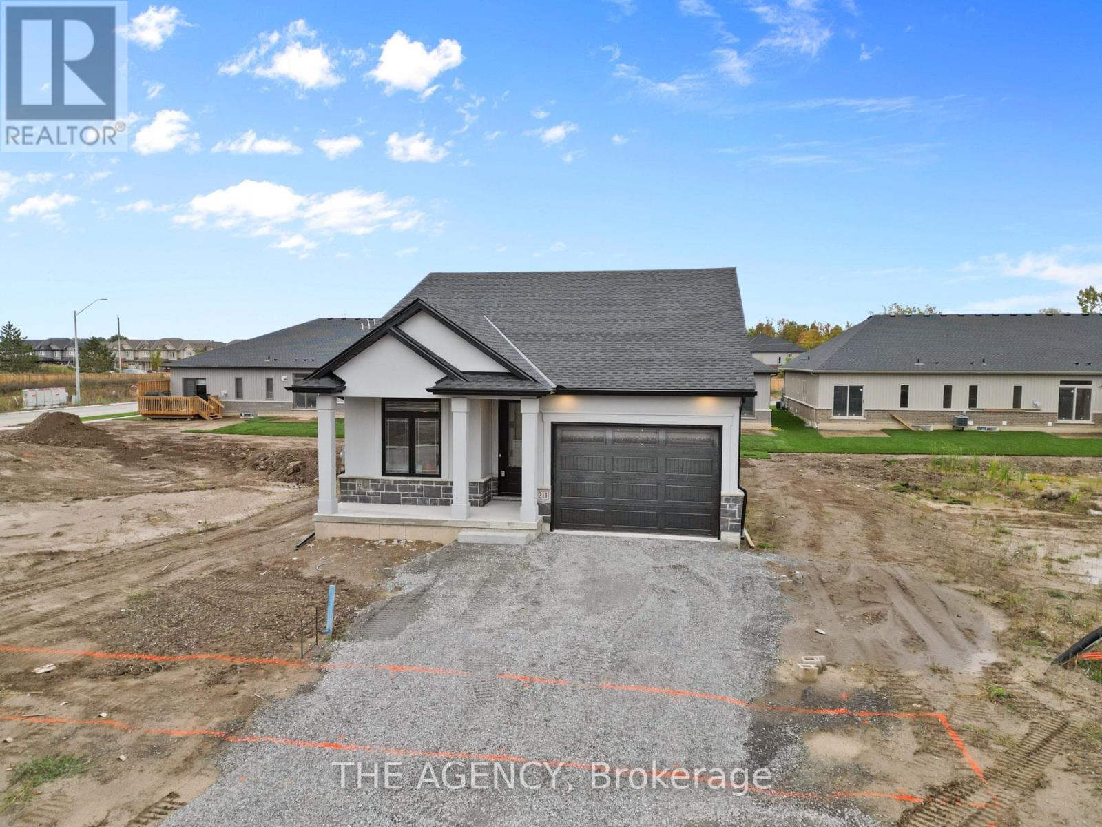 211 Sycamore Street Property Photo 1