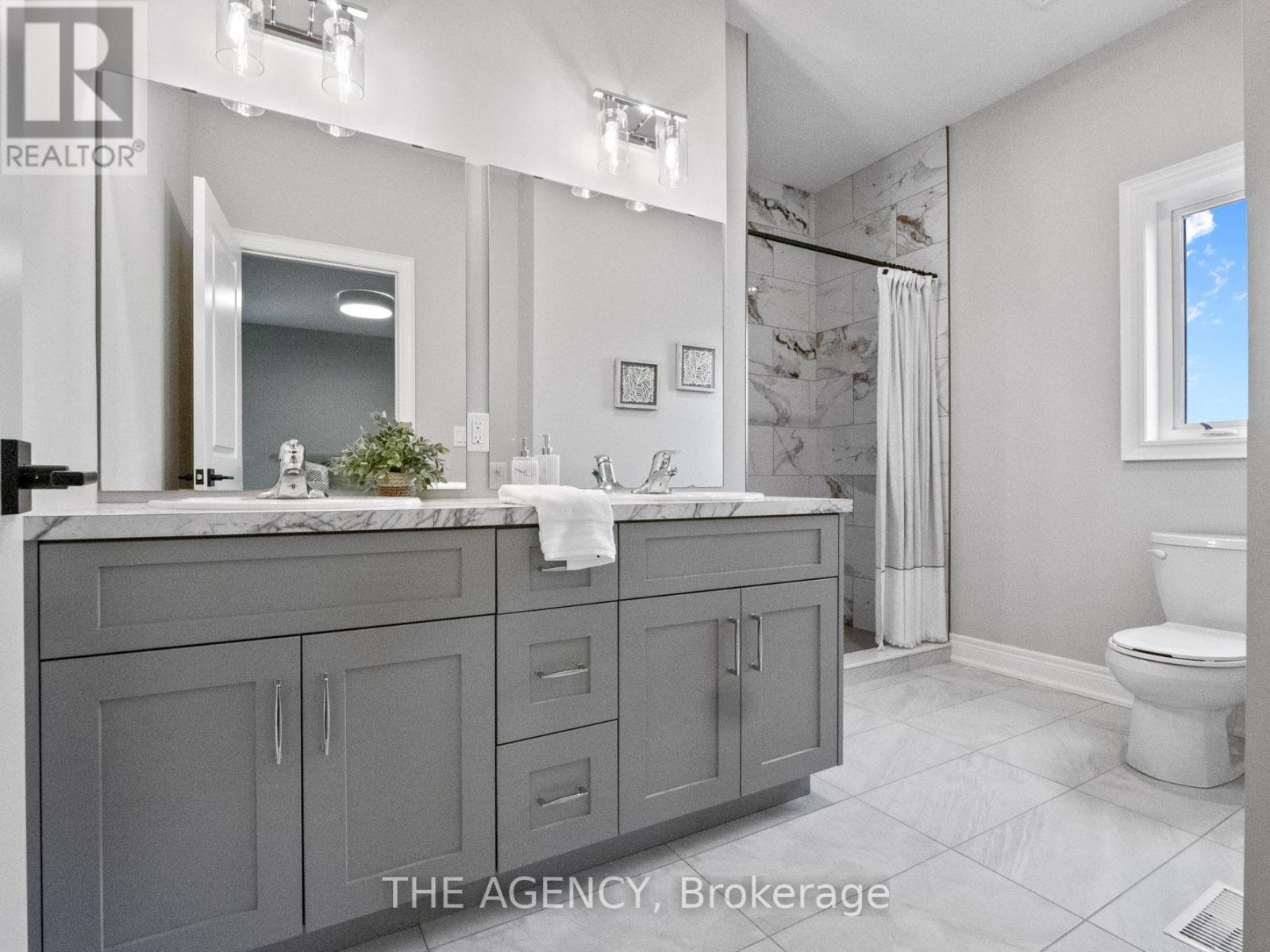 211 Sycamore Street Property Photo 15