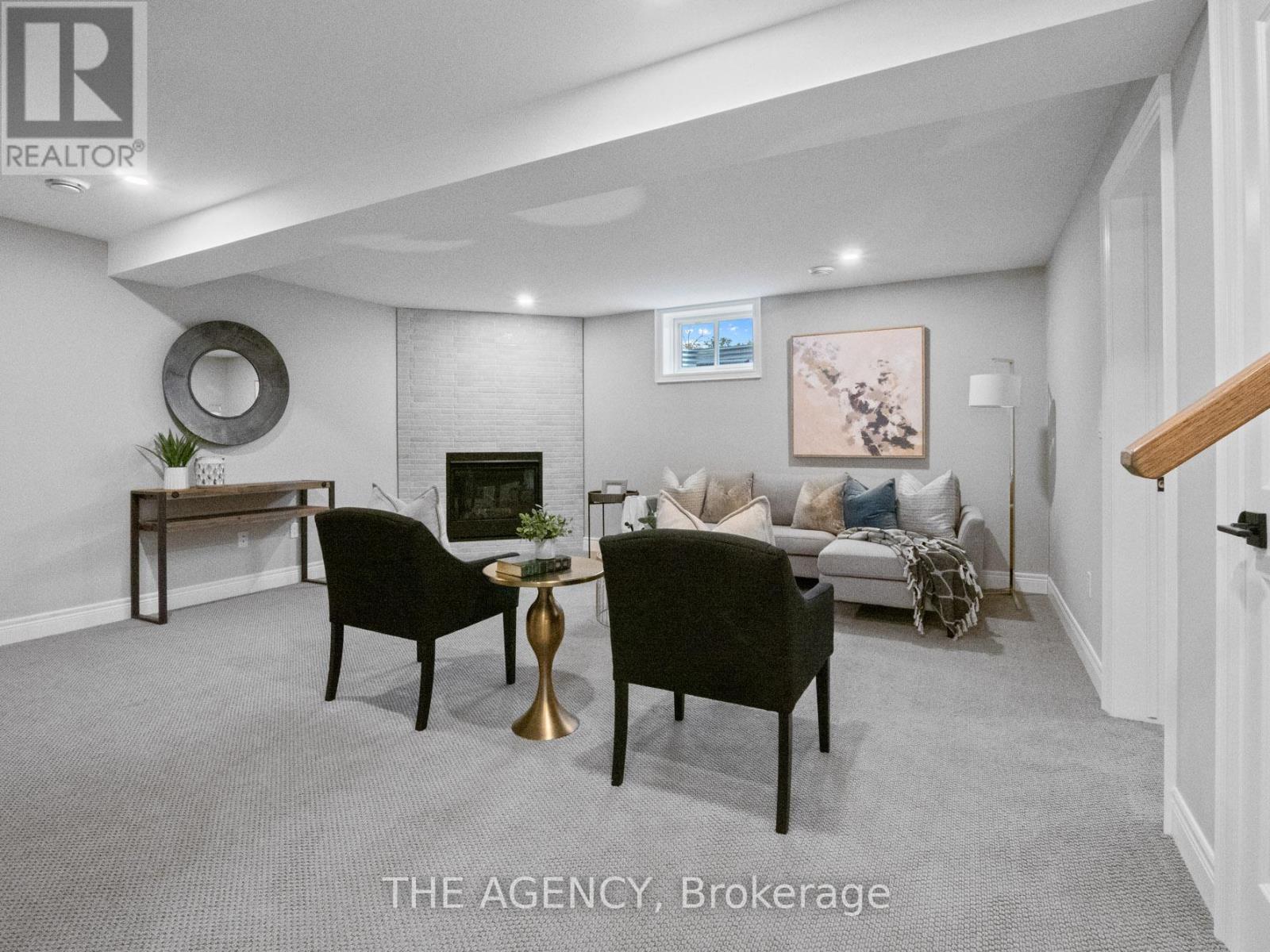 211 Sycamore Street Property Photo 23