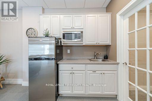 536 Concession Street Property Photo 40