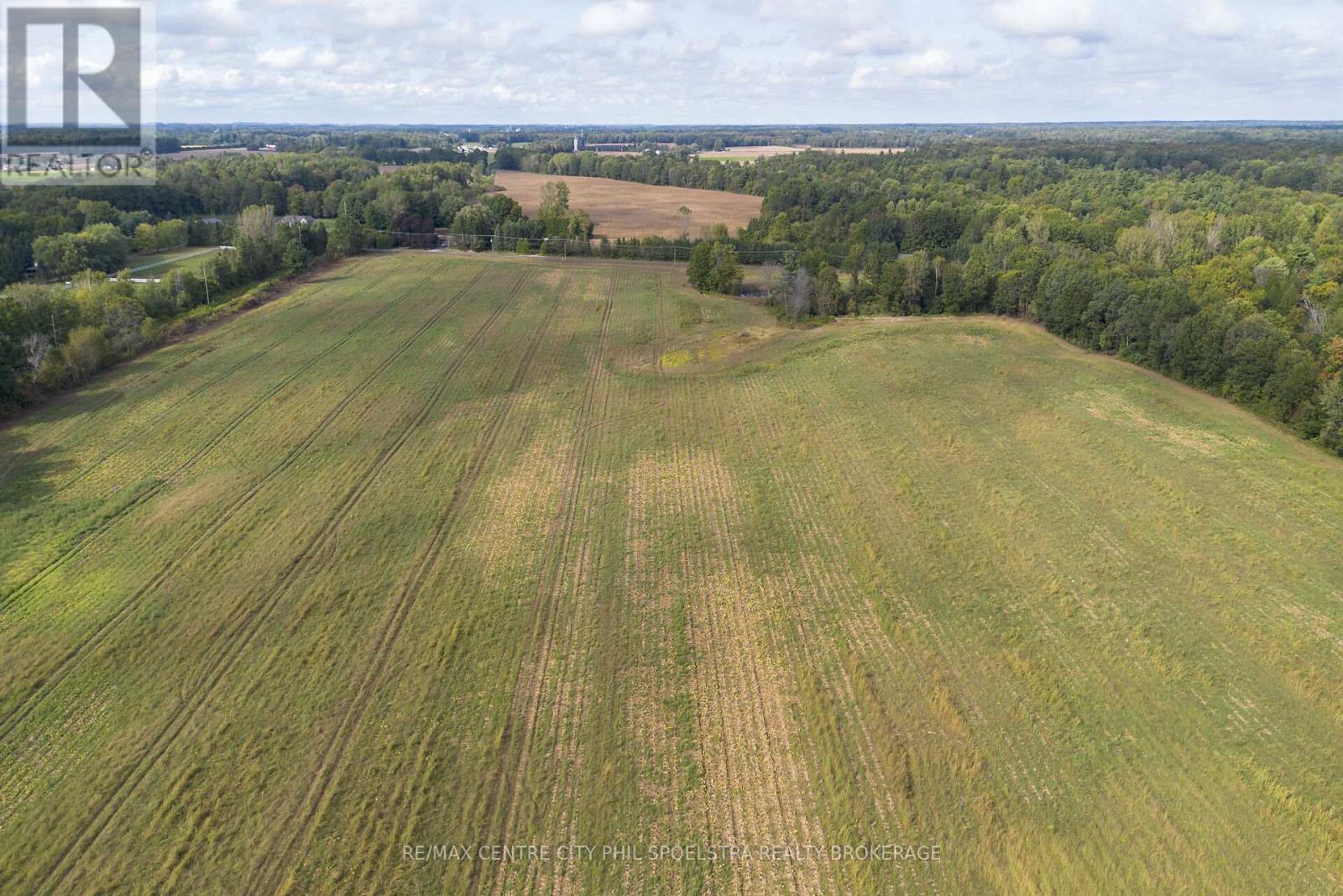 55960 Chute Line Property Photo 5