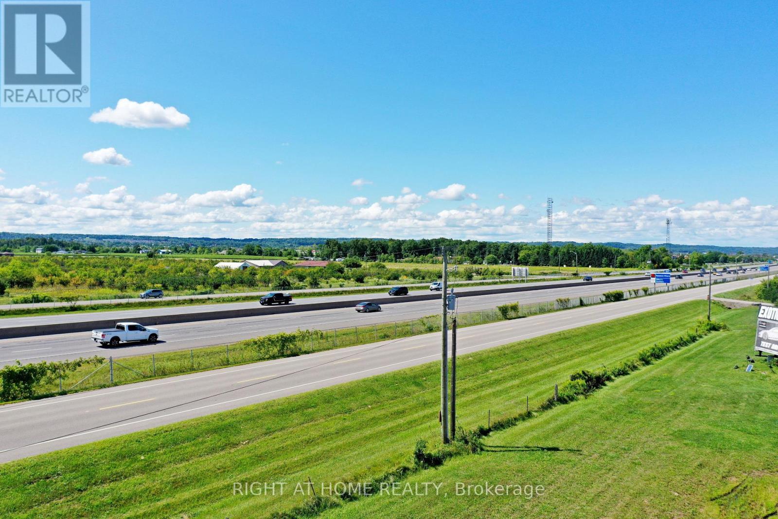 4921 Sann Road N Property Photo 15