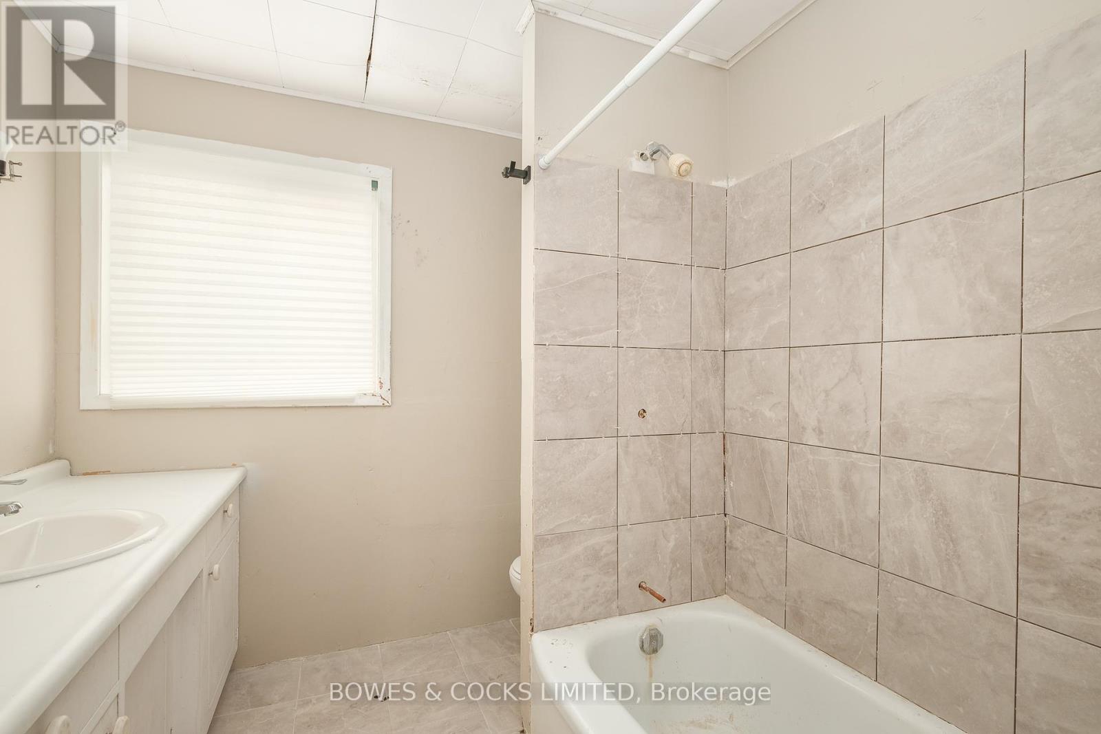 3825 Ganaraska Road Property Photo 17