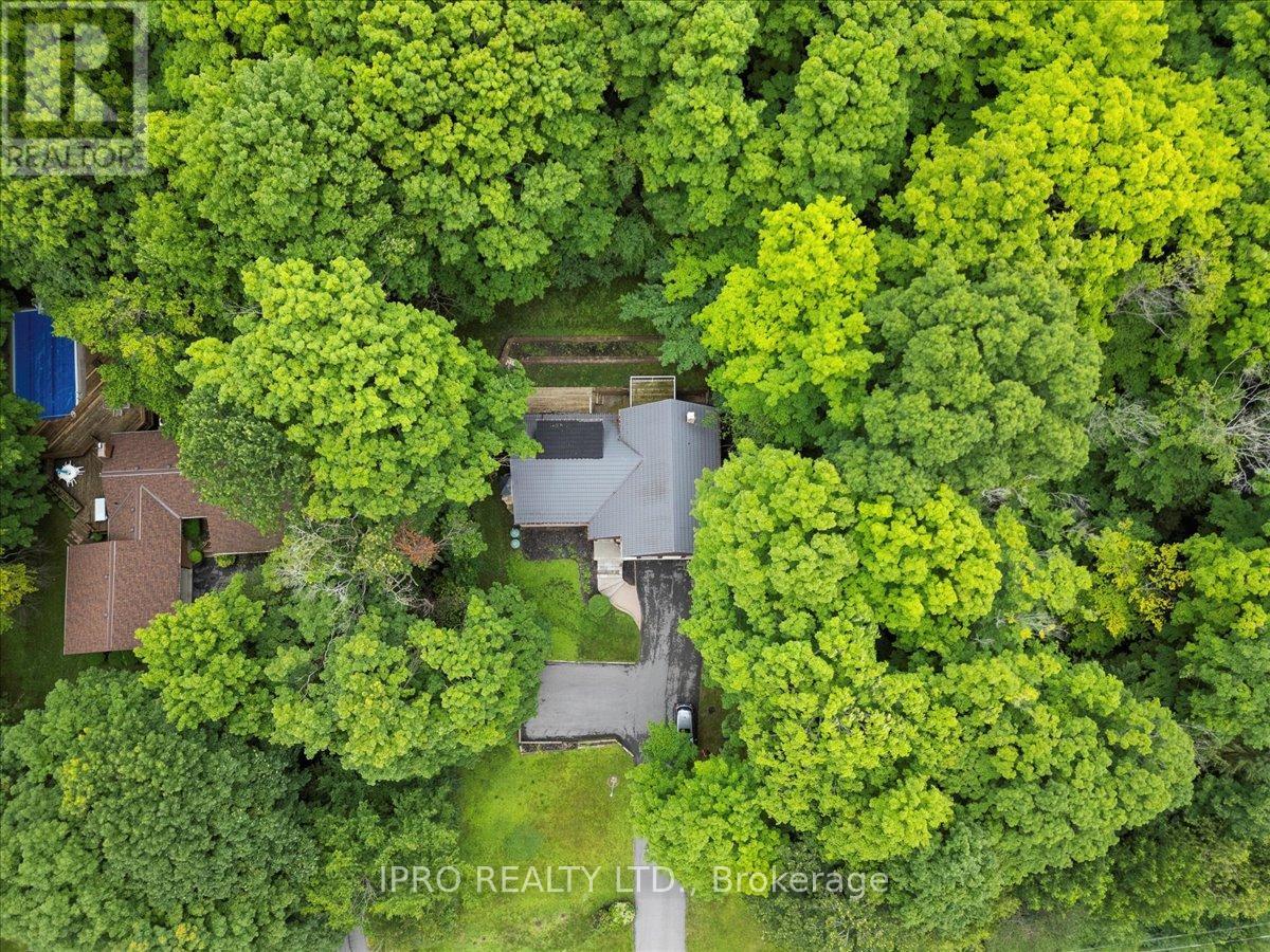 1432 Wallbridge Loyalist Road Property Photo 6