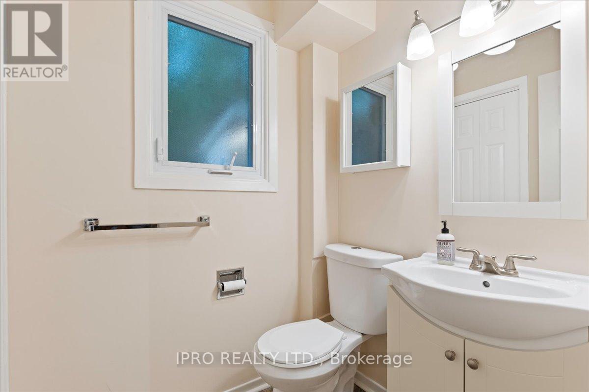 1432 Wallbridge Loyalist Road Property Photo 23