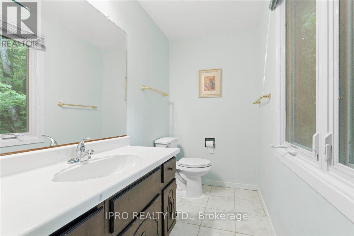 1432 Wallbridge Loyalist Road Property Photo 30