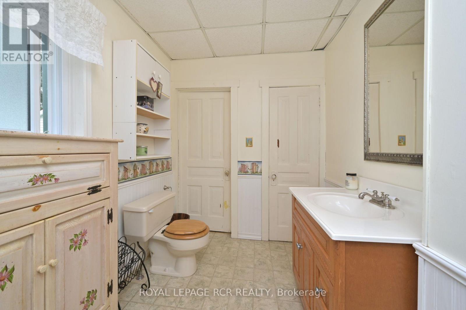 294066 8th Line Property Photo 15