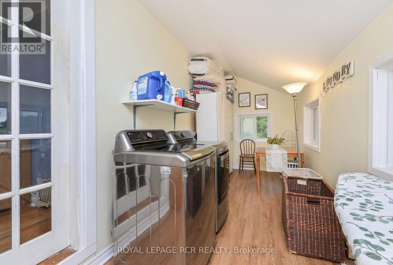 294066 8th Line Property Photo 19