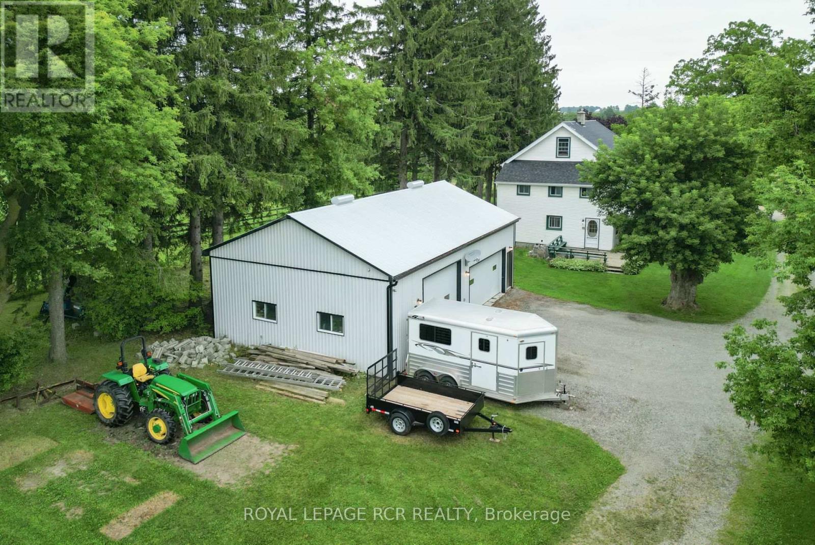 294066 8th Line Property Photo 29