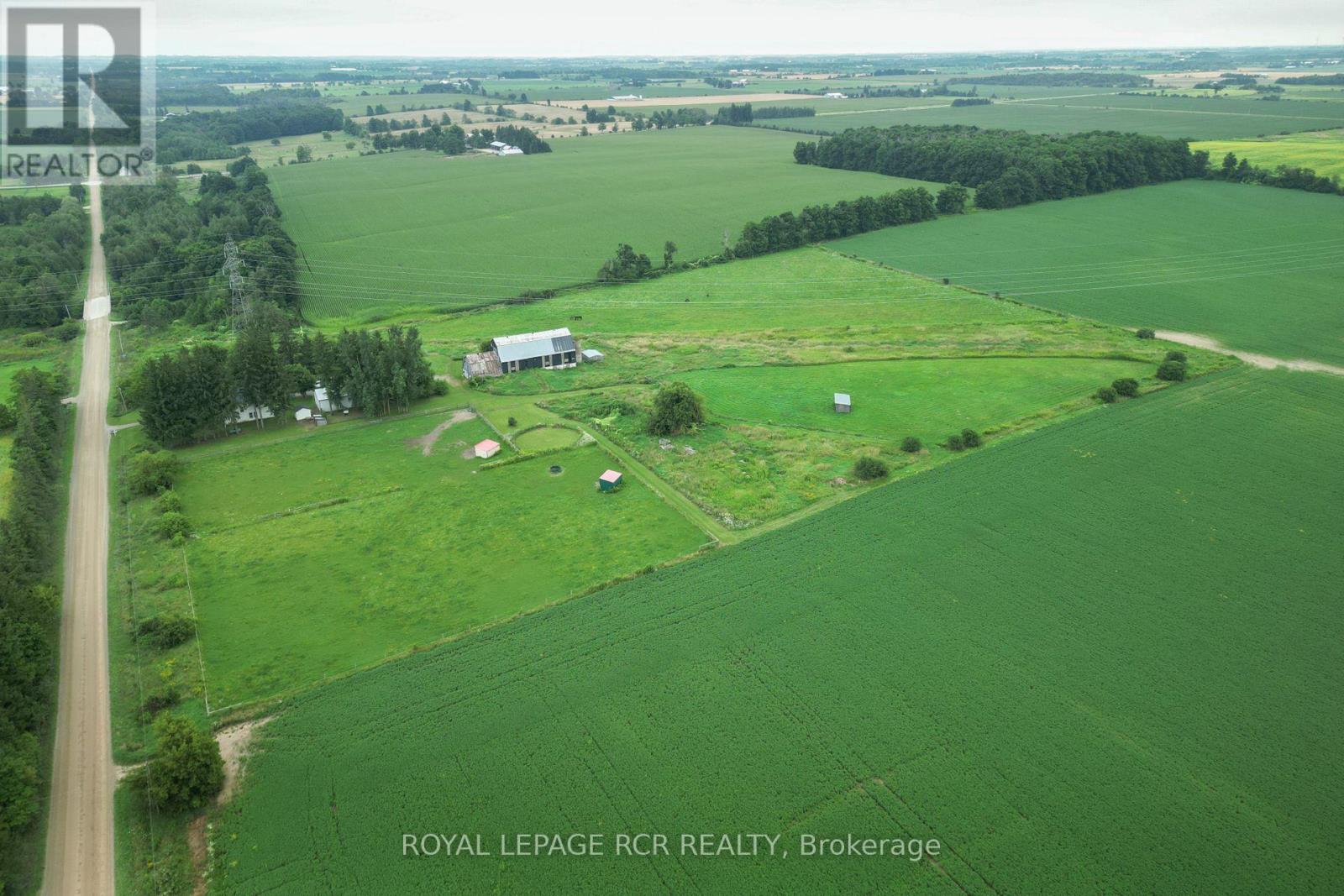 294066 8th Line Property Photo 38