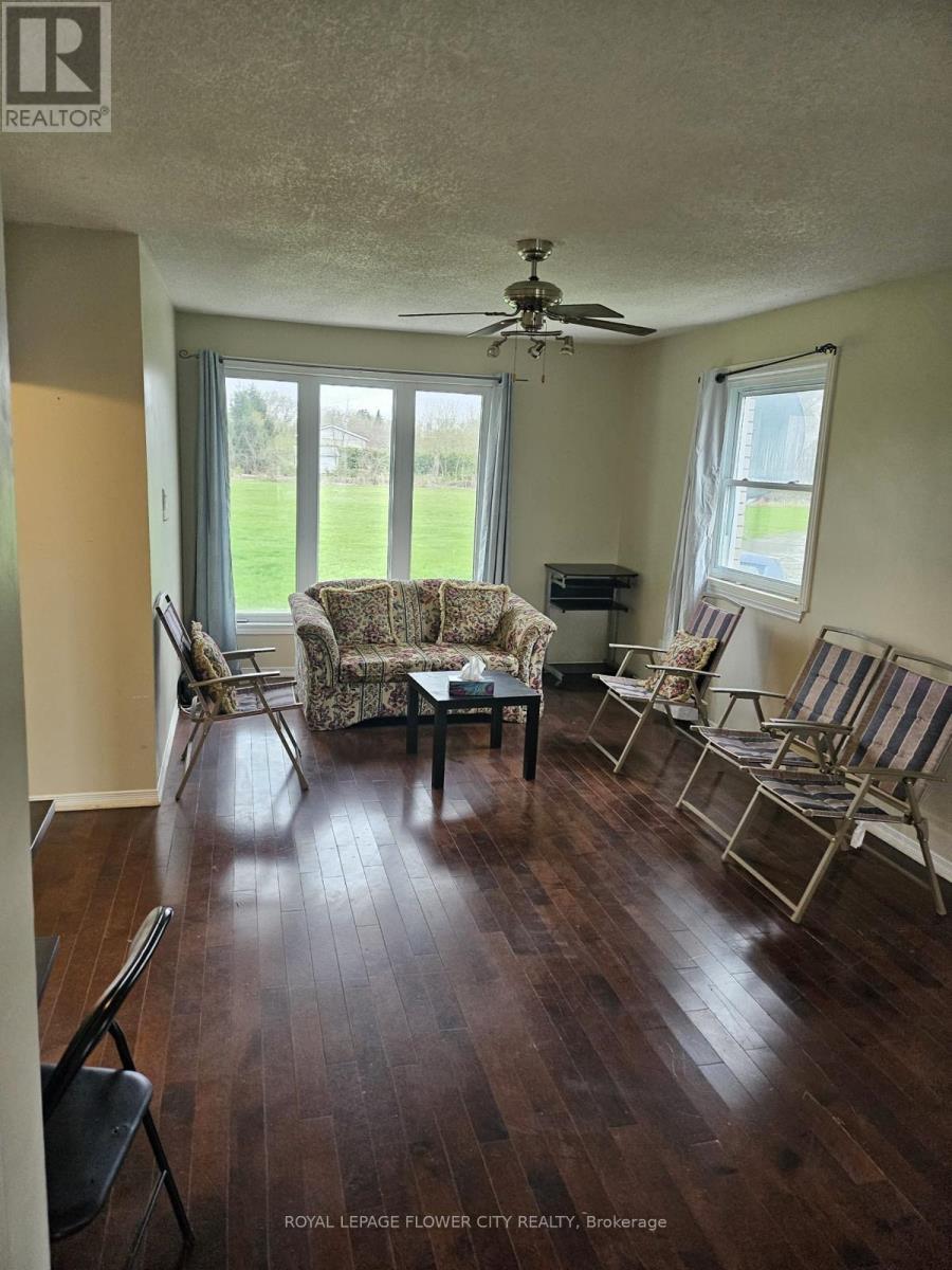 5673 Bank Street Property Photo 8
