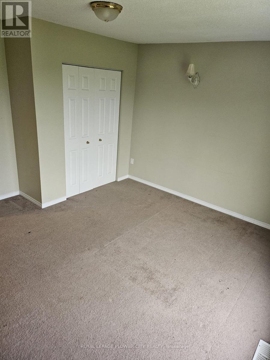 5673 Bank Street Property Photo 10