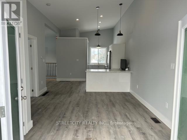 140 Elizabeth Street Property Photo 4