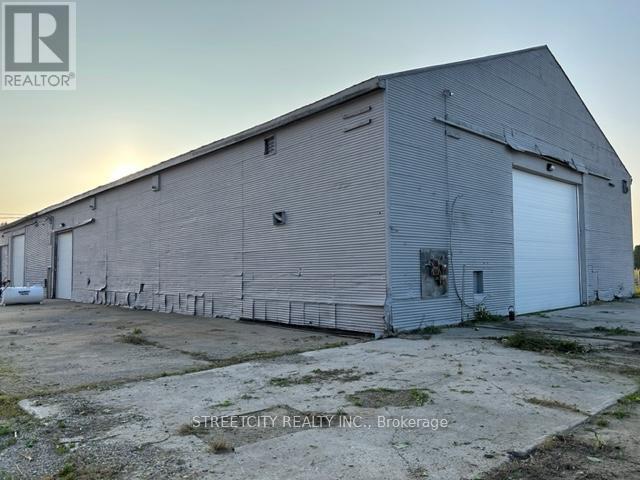 140 Elizabeth Street Property Photo 31