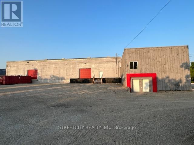 140 Elizabeth Street Property Photo 33