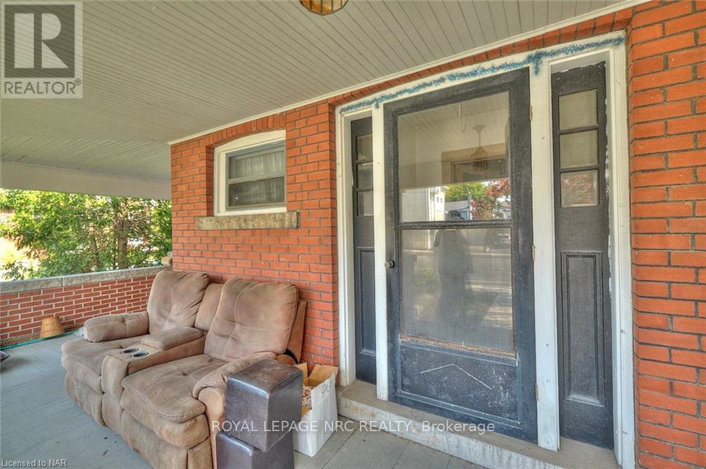 3758 Main Street Property Photo 17