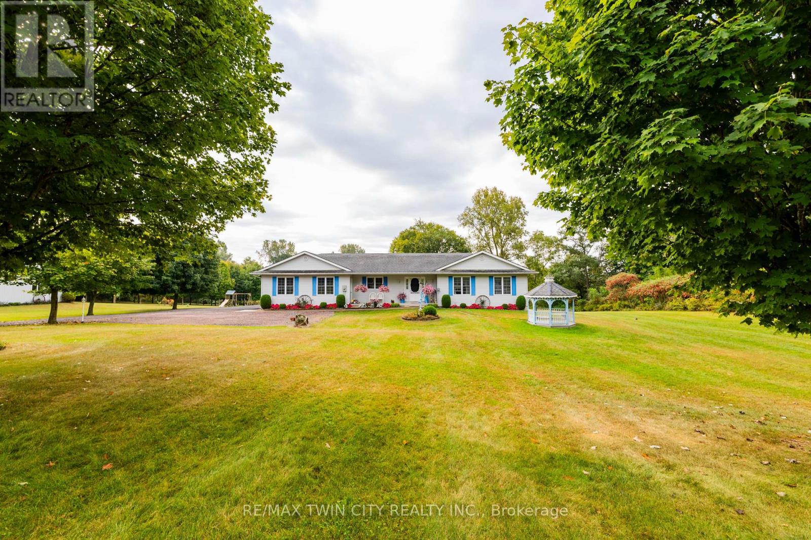 1634 Norfolk County Rd 19 W Property Photo 16