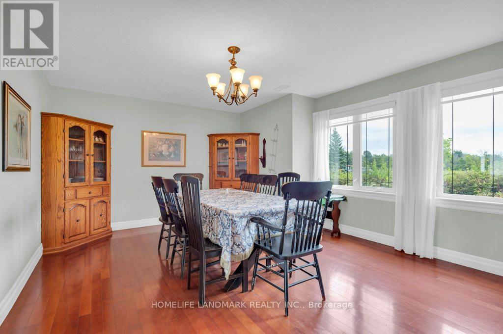 10941 Loyalist Parkway Property Photo 5
