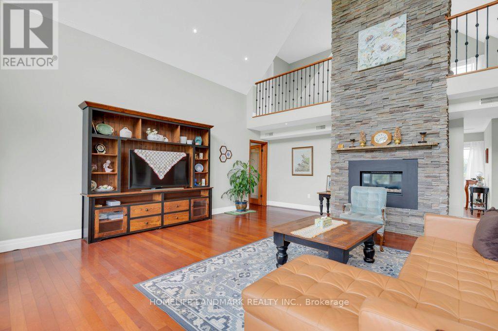 10941 Loyalist Parkway Property Photo 7