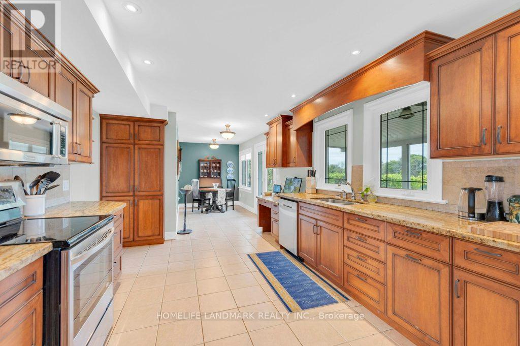 10941 Loyalist Parkway Property Photo 13