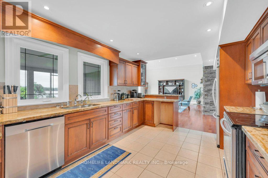 10941 Loyalist Parkway Property Photo 14
