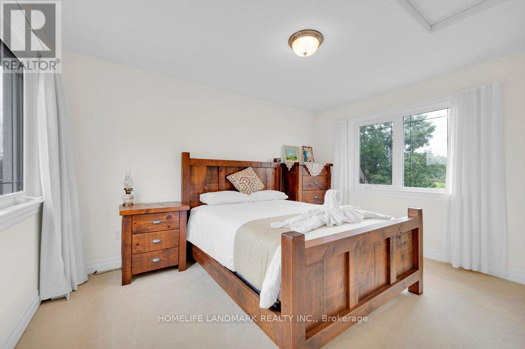 10941 Loyalist Parkway Property Photo 27