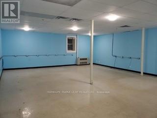 220 Carswell Street Property Photo 20