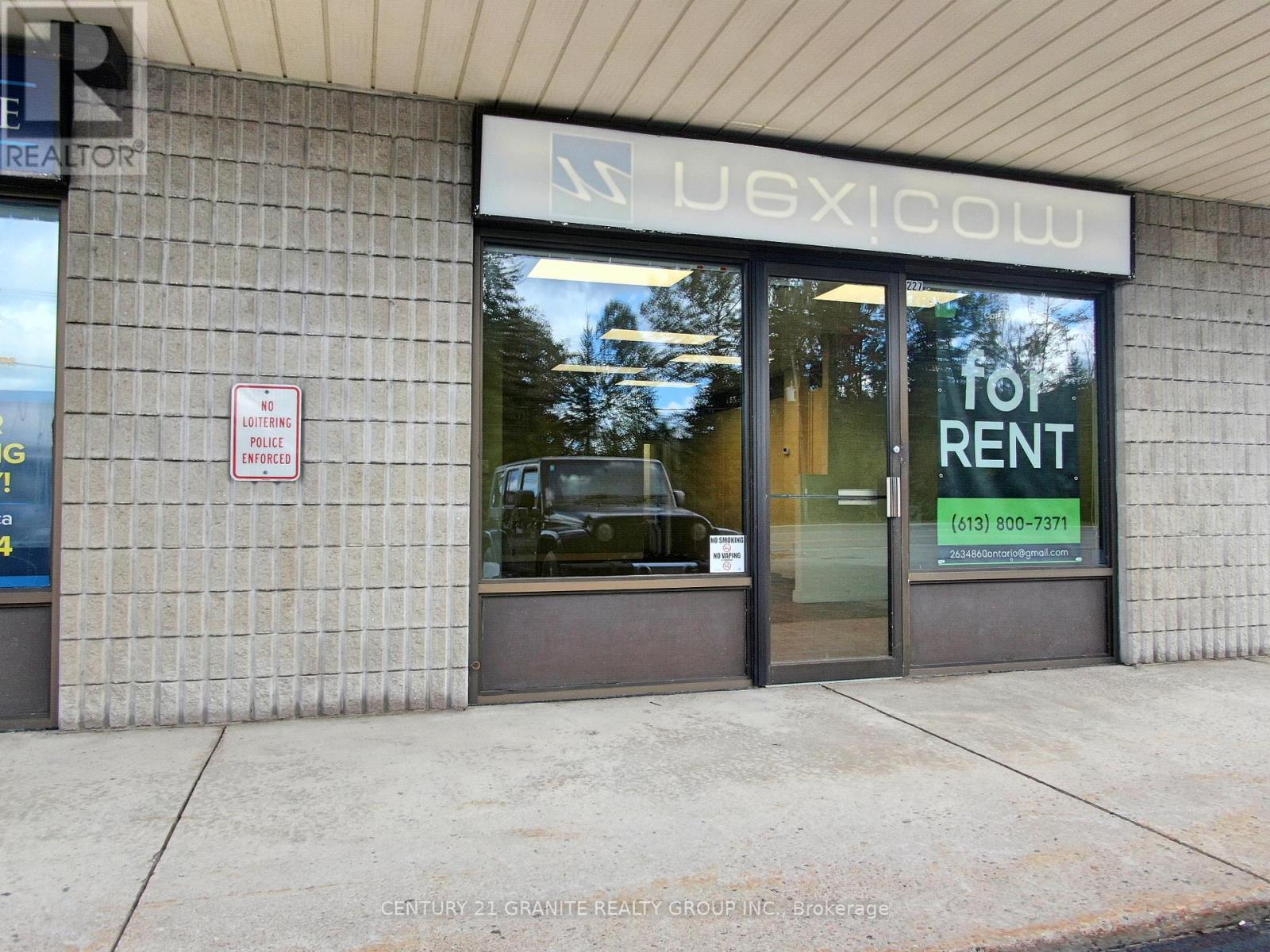 225-231 Hastings Street N Property Photo 1