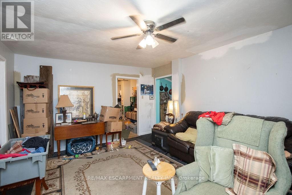 24 Duke Street Property Photo 6