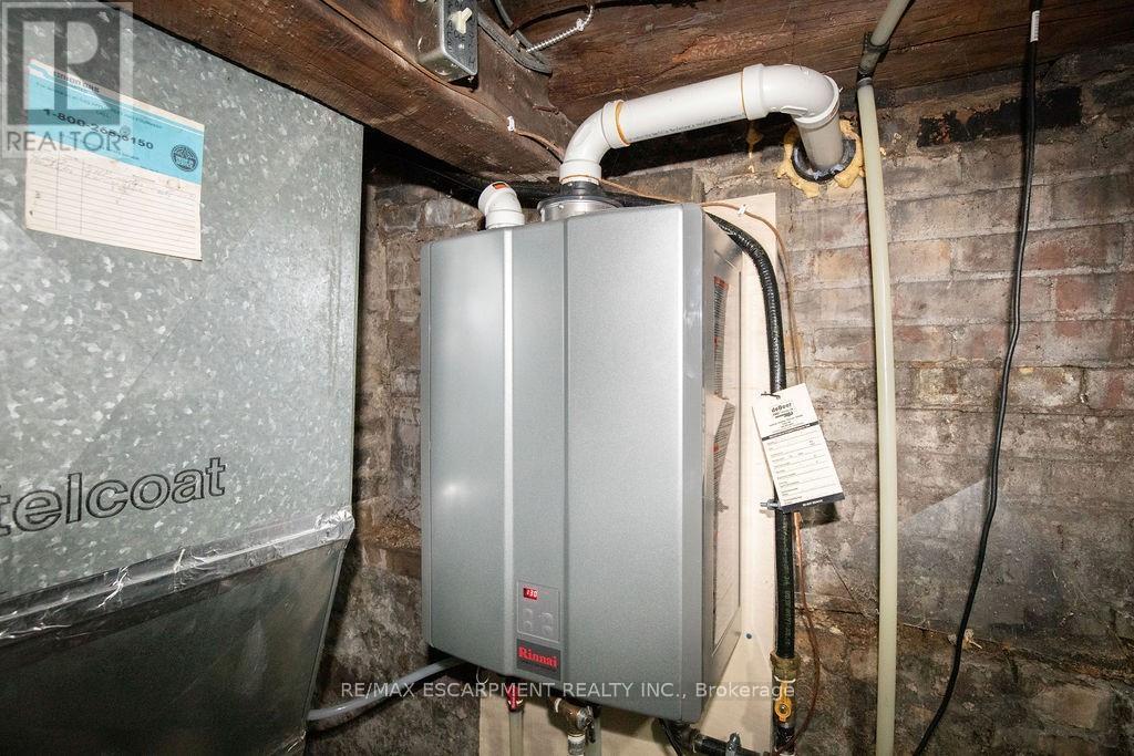 24 Duke Street Property Photo 12