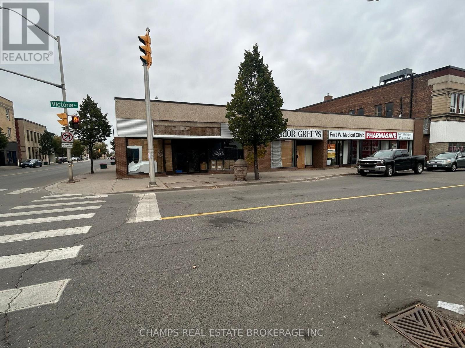 421 Victoria Avenue E Property Photo 2