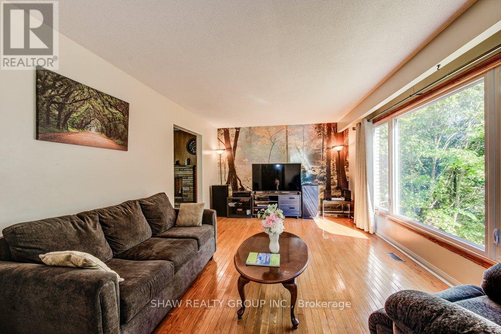 827517 Township Road Property Photo 8