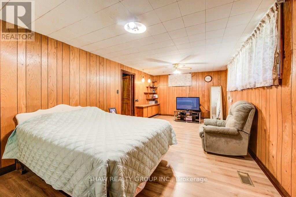 827517 Township Road Property Photo 27