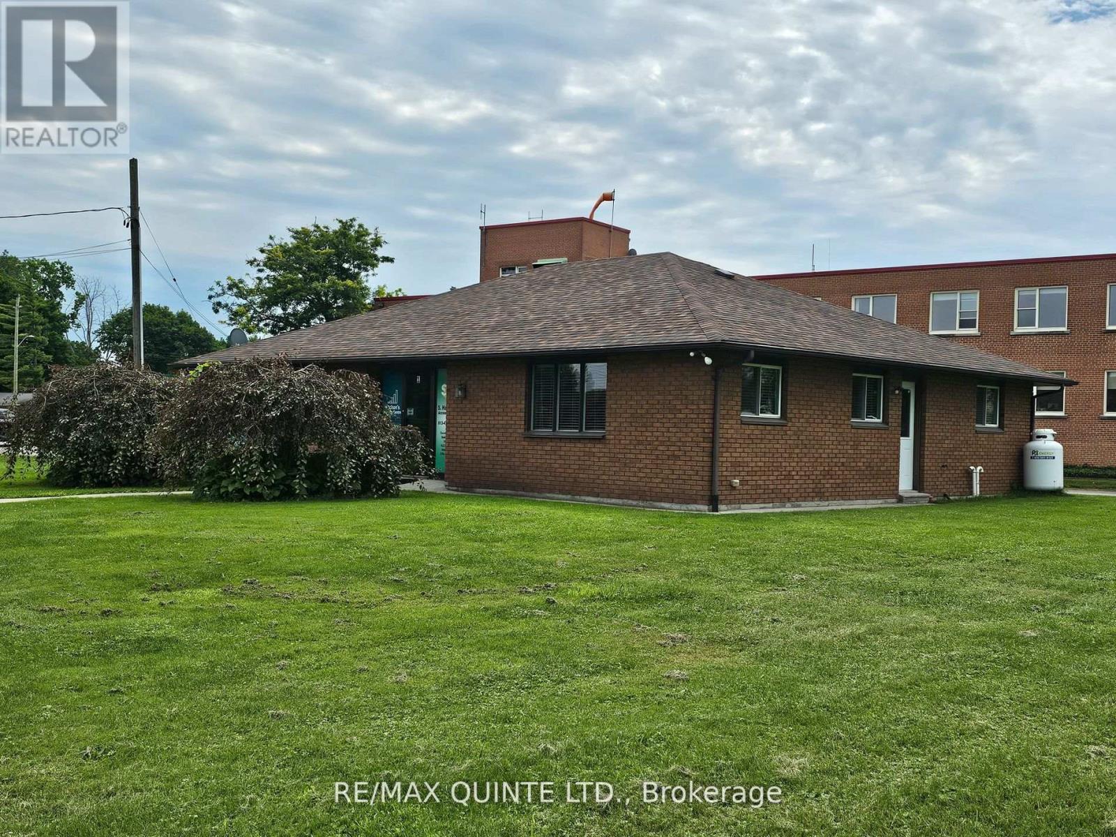 1 Mcfarland Drive Property Photo 2