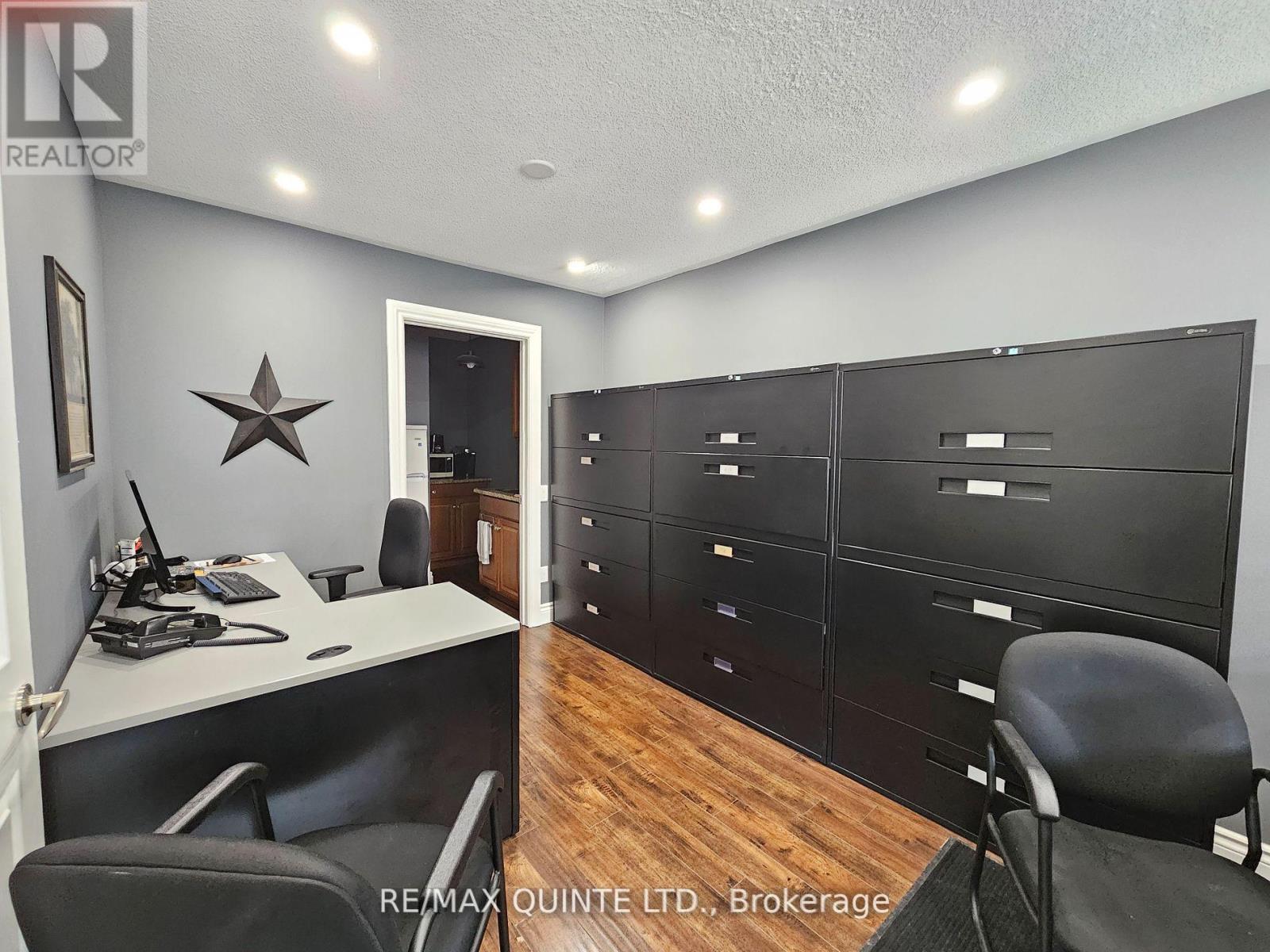 1 Mcfarland Drive Property Photo 15