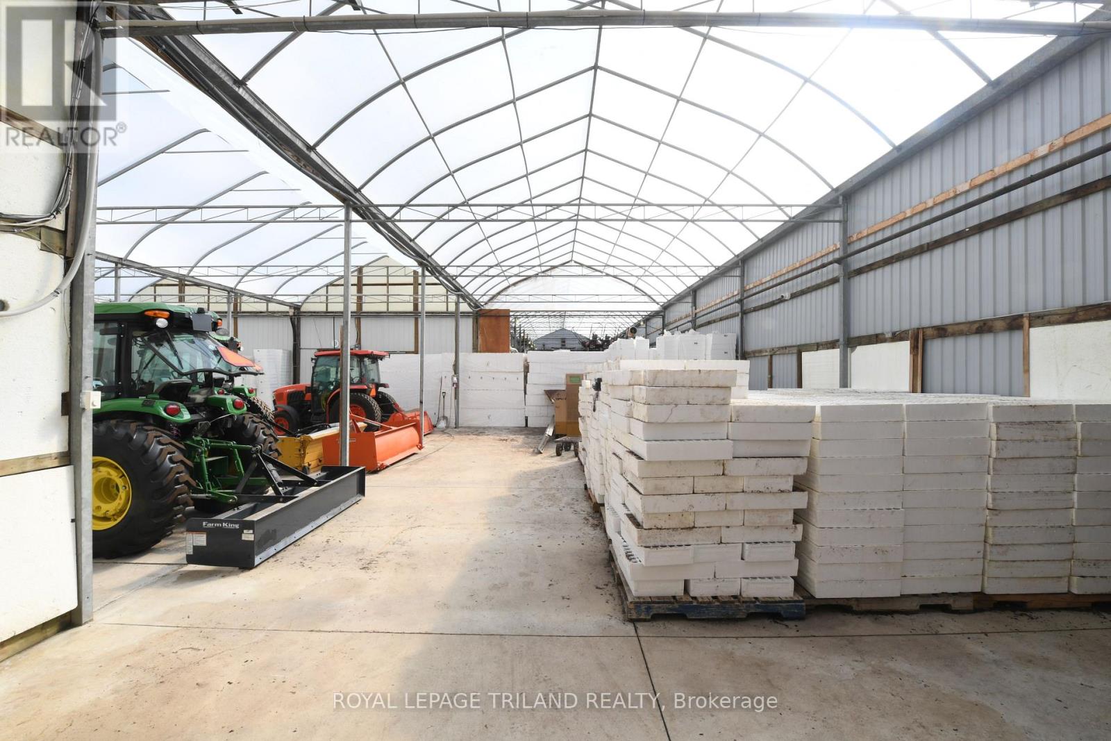 5101 Dundas Street Property Photo 8