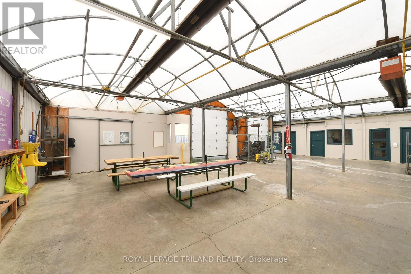 5101 Dundas Street Property Photo 17