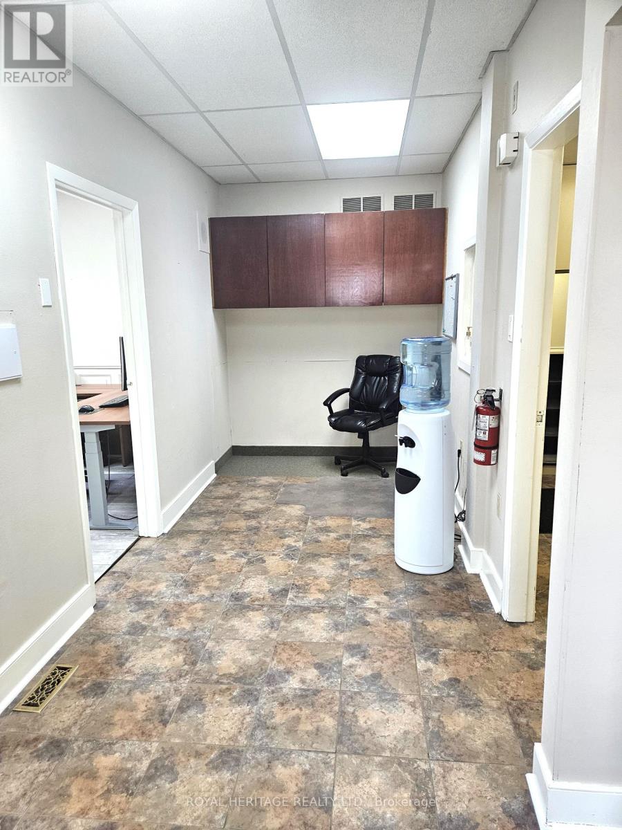 Unit 2b - 17 Queen Street Property Photo 7