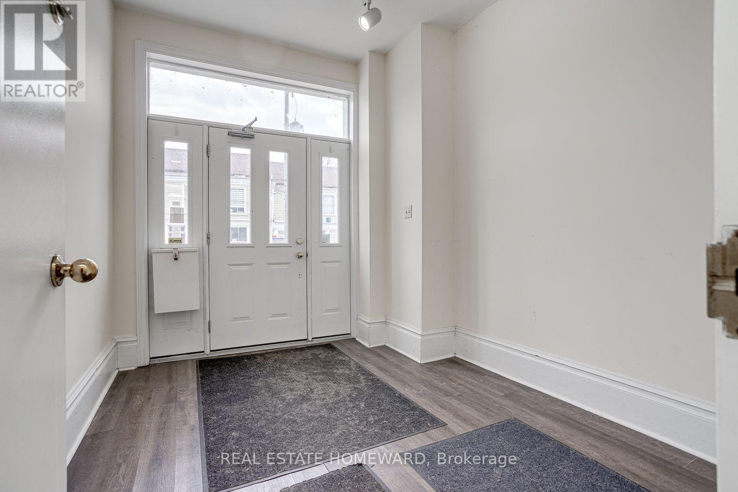 319 Division Street Property Photo 9