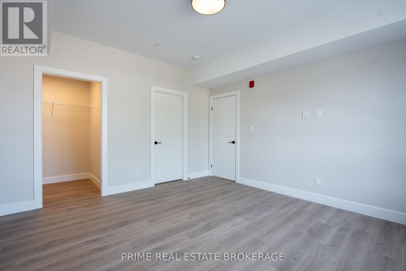 401 - 15 James Street E Property Photo 13